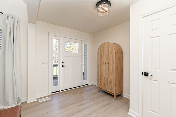 305 Mariner Circle-7
