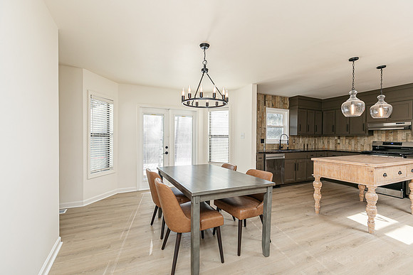 305 Mariner Circle-11