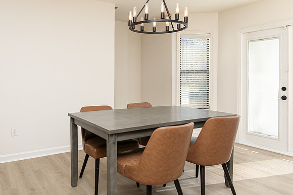 305 Mariner Circle-13