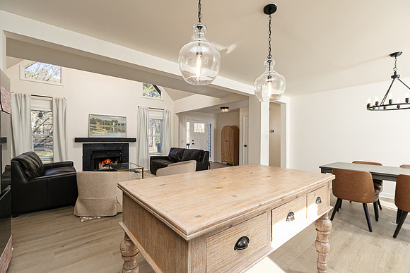 305 Mariner Circle-16