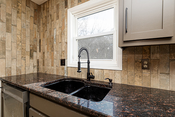305 Mariner Circle-17