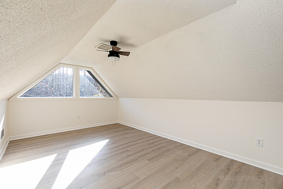 305 Mariner Circle-26