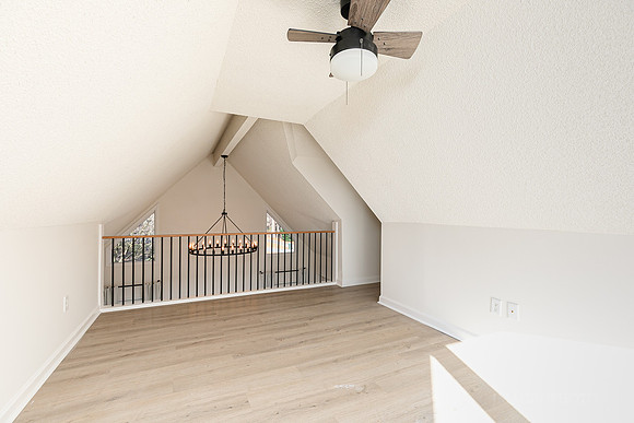 305 Mariner Circle-27