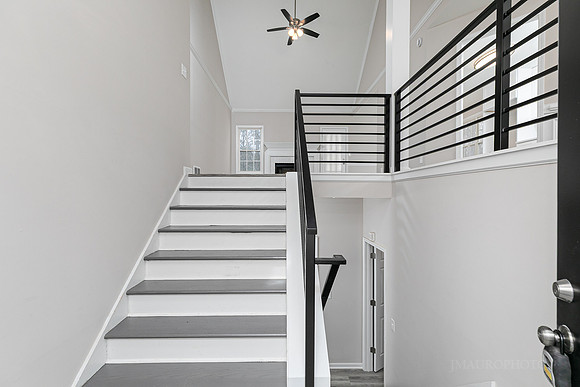 235 Greenfield Way-4