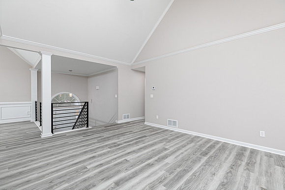 235 Greenfield Way-9