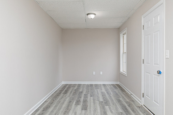 235 Greenfield Way-33