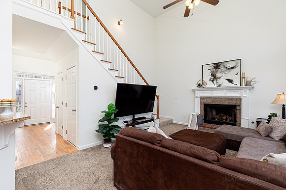 55 Scarlet Oak Way-18