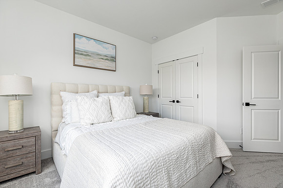 Bedroom 2-2