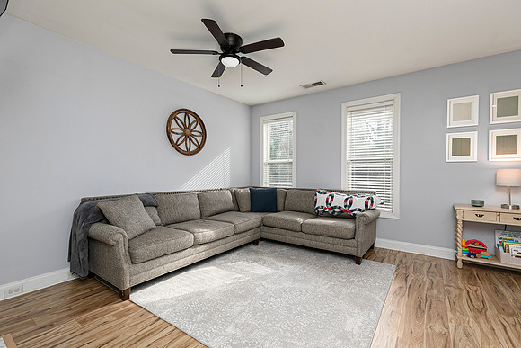 2813 Dominion Ln-16