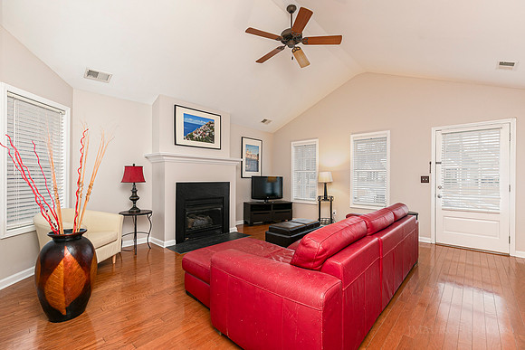 5011 Kathryn Glen Dr-5