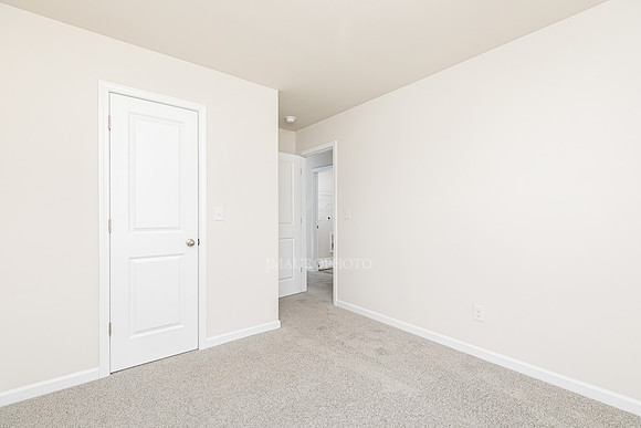 Bedroom 2-2
