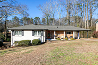 251 Evelyn St.-2