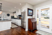 251 Evelyn St.-8
