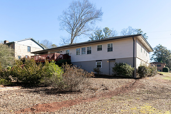 251 Evelyn St.-33