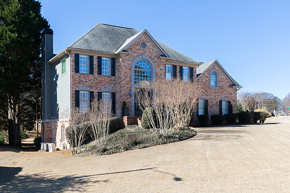 5611 Hedge Brooke Lane-2