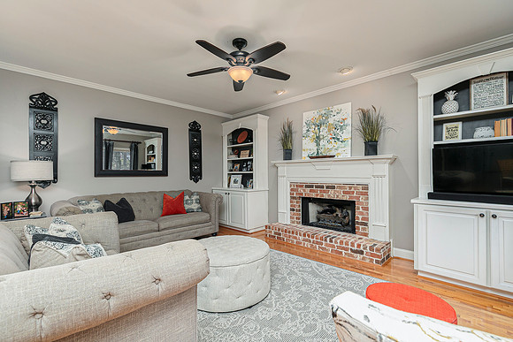 5611 Hedge Brooke Lane-19