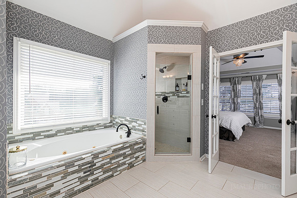 5611 Hedge Brooke Lane-30
