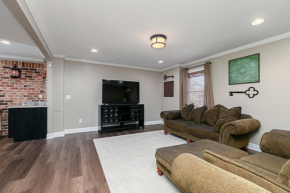 5611 Hedge Brooke Lane-38