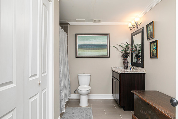 5611 Hedge Brooke Lane-41