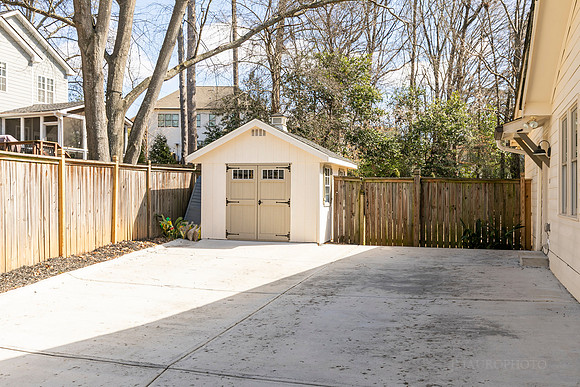 2631 Brown Circle-5
