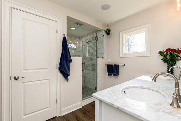 2631 Brown Circle-19