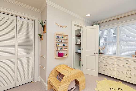 2631 Brown Circle-25