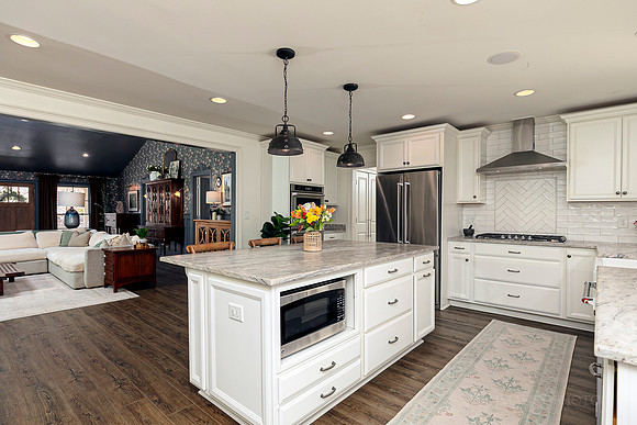 2631 Brown Circle-35