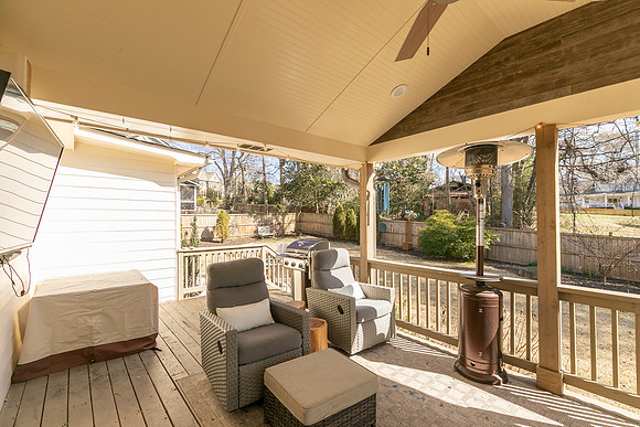 2631 Brown Circle-52