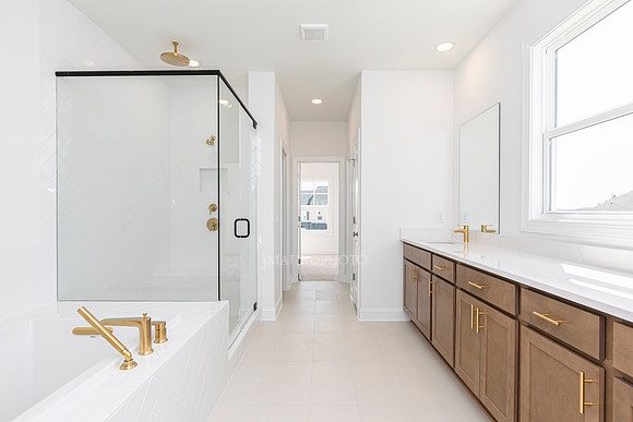 Hedgerow Transitional-31