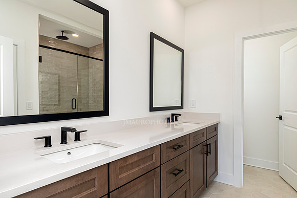 Downing Modern-28