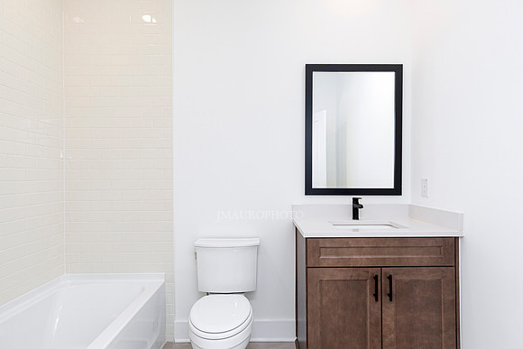 Downing Modern-35