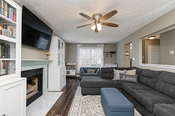 3998 Verbena Drive-10