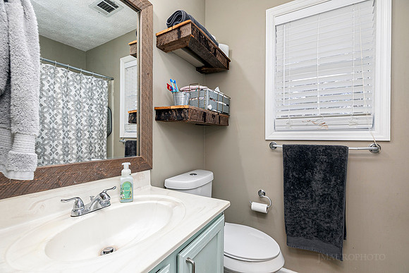 3998 Verbena Drive-25