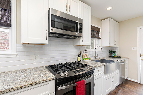 683 Collier Rd-17