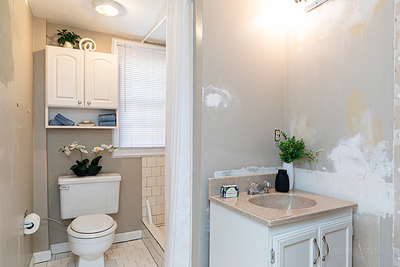 683 Collier Rd-33
