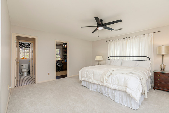 1561 Halisport Lake Dr-30