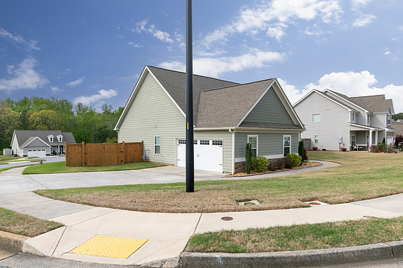56 Unicoi Way-4