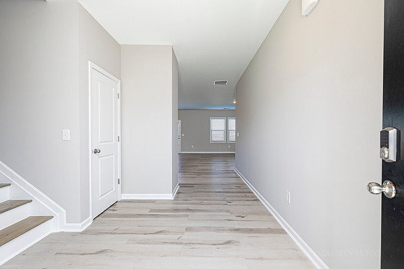 418 Matera Dr-5