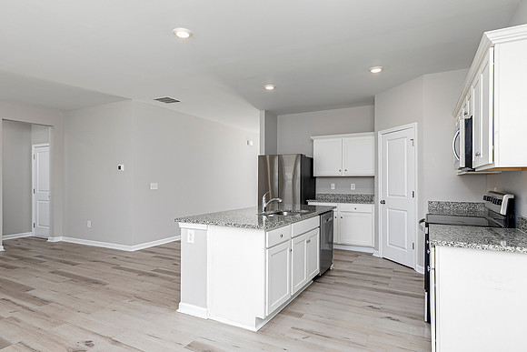 418 Matera Dr-12