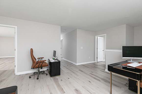418 Matera Dr-23