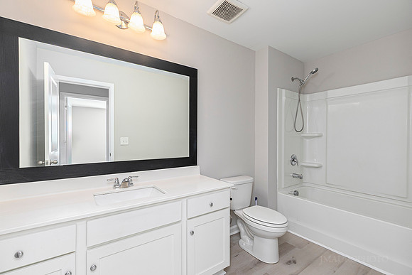 418 Matera Dr-35