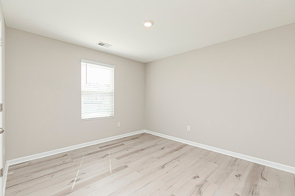 418 Matera Dr-37