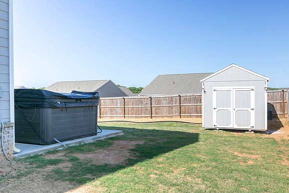 418 Matera Dr-44