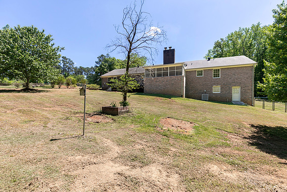 3554 Geralding St-44