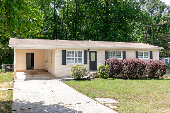 1898 Live Oak Dr-3