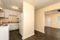 1898 Live Oak Dr-12