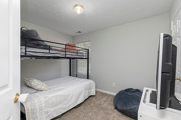 2812 Amhurst Way-21