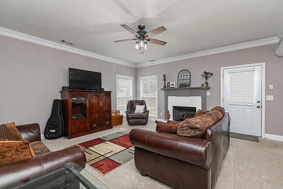178 Treadstone Ln-16