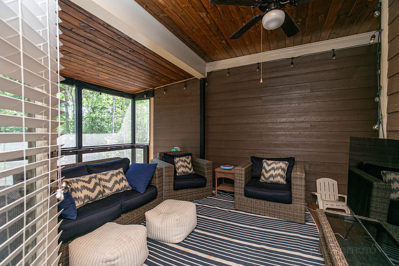 601 Hanover Dr-43
