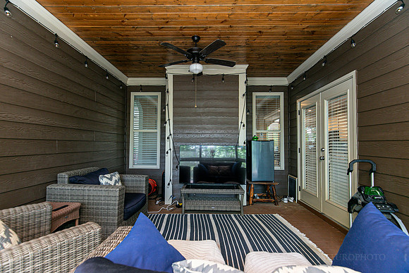 601 Hanover Dr-44